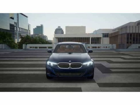 Used 2026 BMW 330i Sedan w/ Premium Package RWD image 3