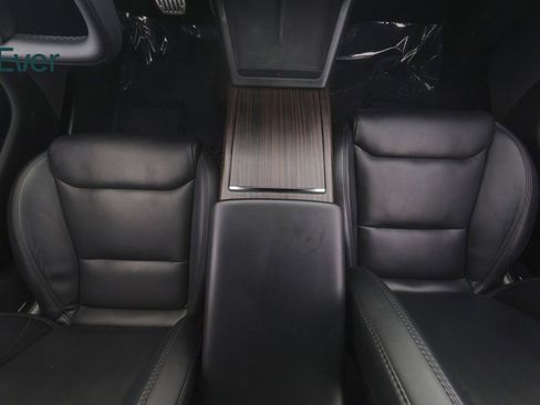 Used 2022 Tesla Model S AWD/4WD image 27