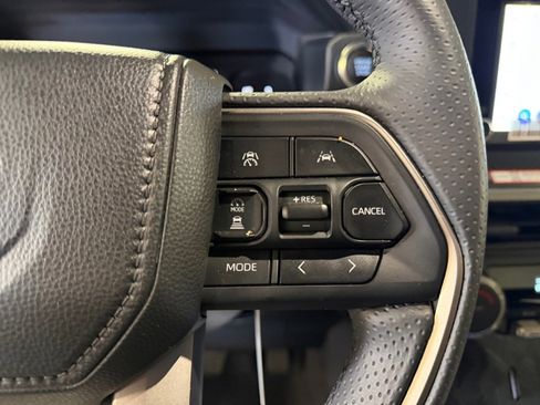 Used 2025 Toyota 4Runner SR5 image 23