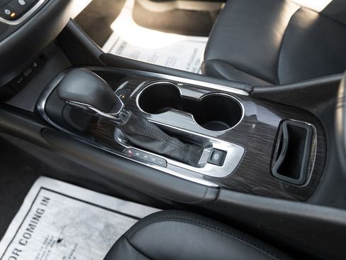 Used 2024 Chevrolet Malibu LT image 26