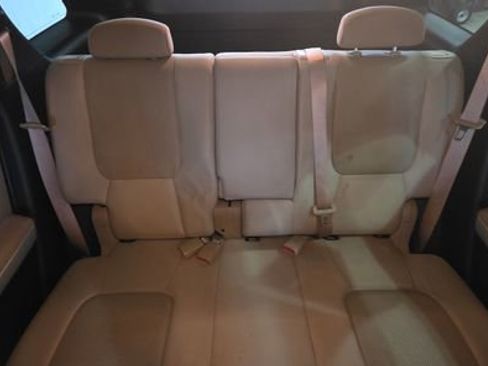 Used 2008 Pontiac Torrent 2WD w/ Preferred Package image 24