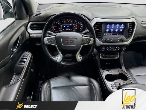 Used 2023 GMC Acadia SLT AWD/4WD image 26