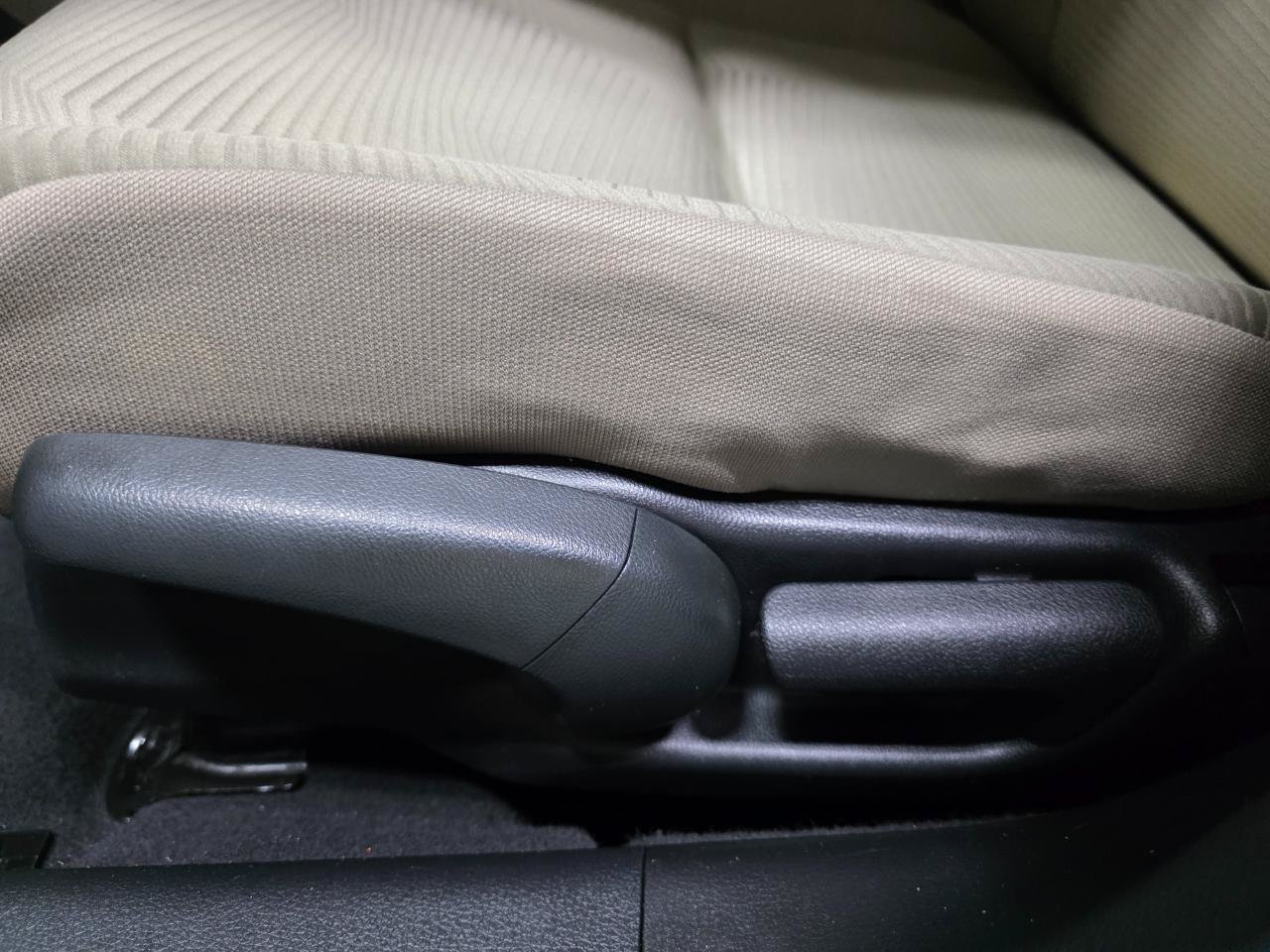 Used 2016 Honda Accord LX image 17