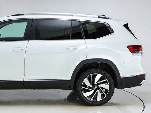 New 2026 Volkswagen Atlas SEL image 4