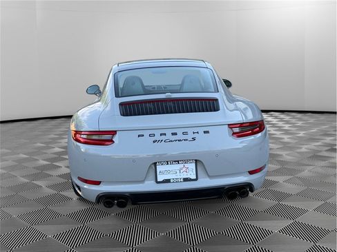 Used 2018 Porsche 911 Carrera S RWD image 4