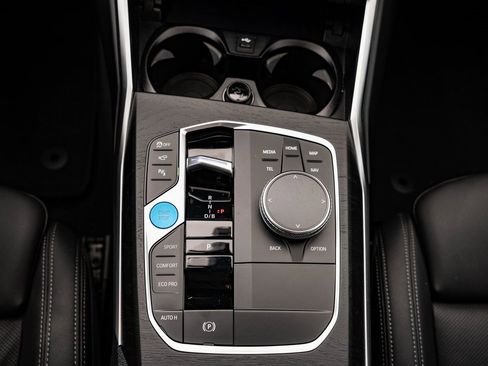 Used 2023 BMW i4 eDrive40 w/ Premium Package image 38