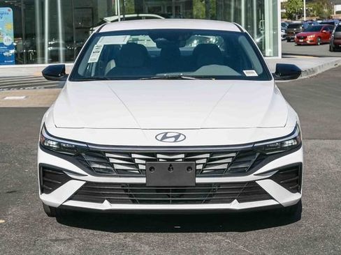 New 2026 Hyundai Elantra Sport image 2