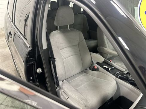 Used 2019 Honda Pilot LX image 17