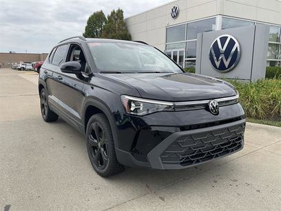 New 2025 Volkswagen Taos SE