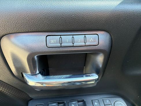 Used 2015 GMC Sierra 1500 SLT w/ All-Terrain Package AWD/4WD image 11