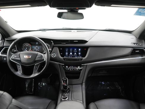 Used 2022 Cadillac XT5 Premium Luxury AWD/4WD image 13
