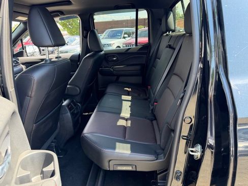Used 2017 Honda Ridgeline Black Edition image 17