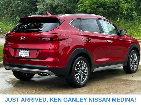 Used 2021 Hyundai Tucson Limited w/ Cargo Package FWD image 3