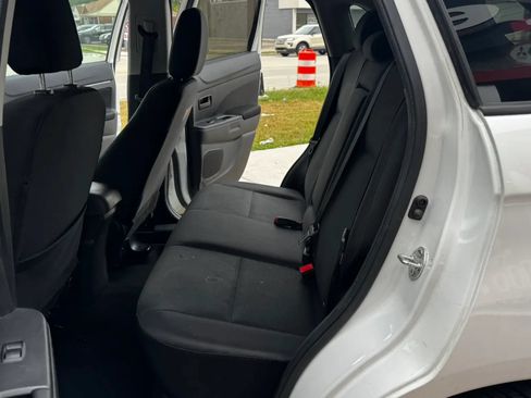 Used 2015 Mitsubishi Outlander Sport ES AWD/4WD image 21