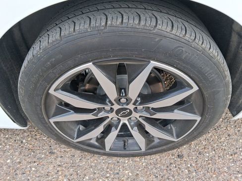 Used 2024 Chevrolet Malibu RS w/ LPO, Floor Liner Package image 8