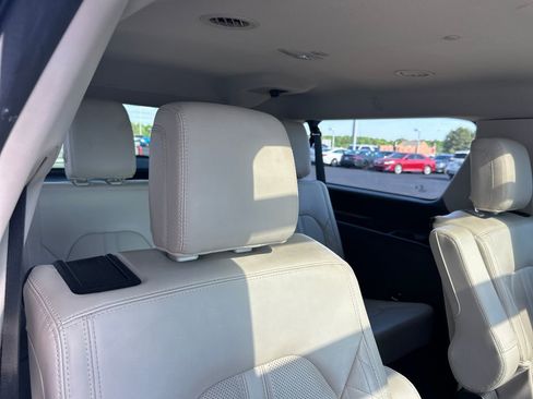 Used 2021 Ford Expedition Max Platinum AWD/4WD image 38