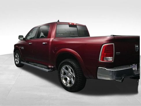 Used 2017 RAM 1500 Laramie w/ Convenience Group AWD/4WD image 3