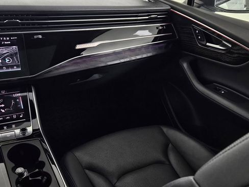 Used 2021 Audi Q7 3.0T Prestige image 10