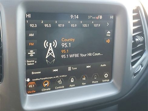 Used 2021 Jeep Compass 80th Special Edition image 26