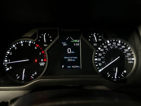 Used 2023 Toyota Tundra Limited AWD/4WD image 17