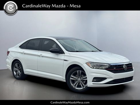 Used 2020 Volkswagen Jetta R-Line w/ R-Line Cold Weather Package FWD image 1