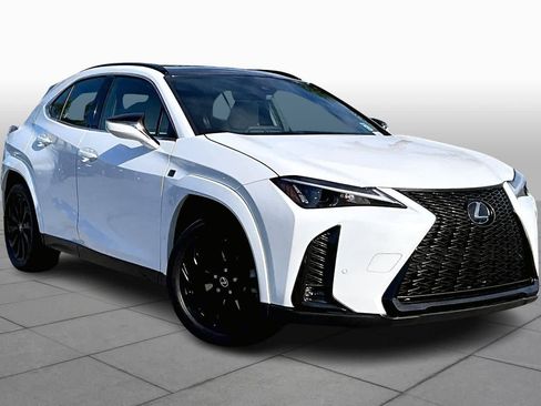 Used 2024 Lexus UX 250h F Sport image 2