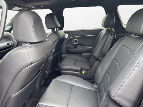 Certified 2026 Hyundai Palisade Calligraphy FWD image 13