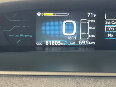 Used 2017 Toyota Prius Prime Plus FWD image 29