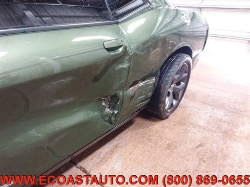 Used 2019 Dodge Challenger R/T image 16