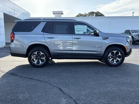 New 2026 GMC Yukon AT4 w/ AT4 Premium Package AWD/4WD image 2