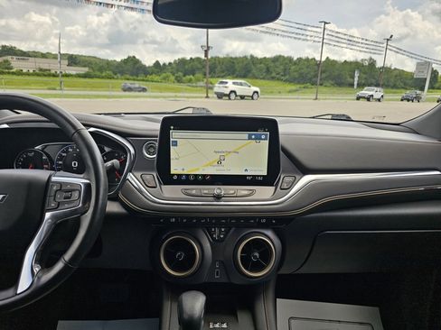 Used 2023 Chevrolet Blazer Premier image 34