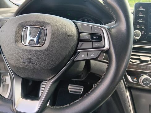 Used 2018 Honda Accord Sport image 21