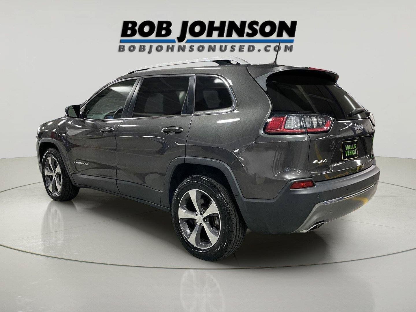 Used 2019 Jeep Cherokee Limited AWD/4WD image 8