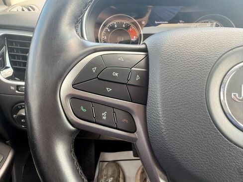 Used 2020 Jeep Cherokee Limited AWD/4WD image 14