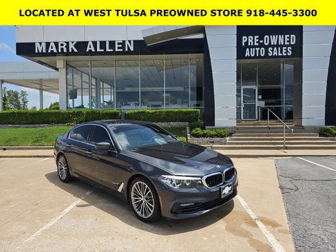 Used 2017 BMW 530i RWD image 1