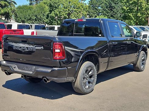 New 2026 RAM 1500 Big Horn AWD/4WD image 7