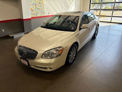 Used 2011 Buick Lucerne CXL image 76
