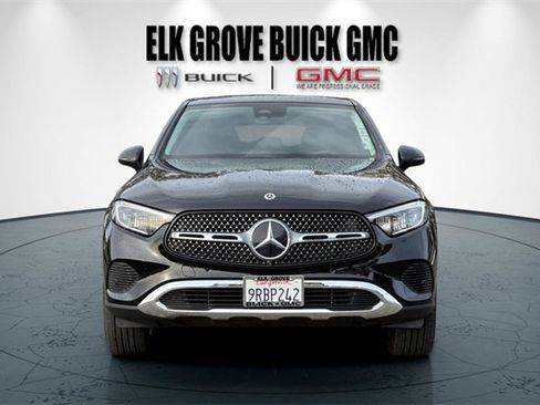 Used 2025 Mercedes-Benz GLC 300 4MATIC image 9