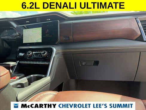 Used 2023 GMC Sierra 1500 Denali Ultimate AWD/4WD image 39