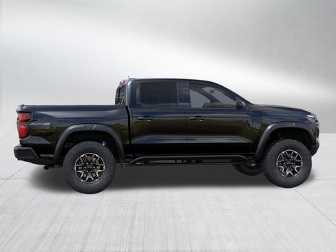 New 2026 Chevrolet Colorado ZR2 w/ Technology Package AWD/4WD image 6