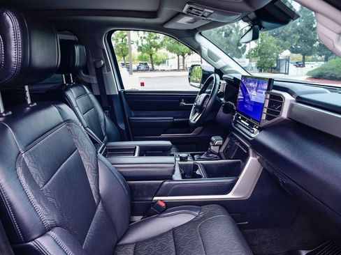 Used 2024 Toyota Tundra Limited image 20