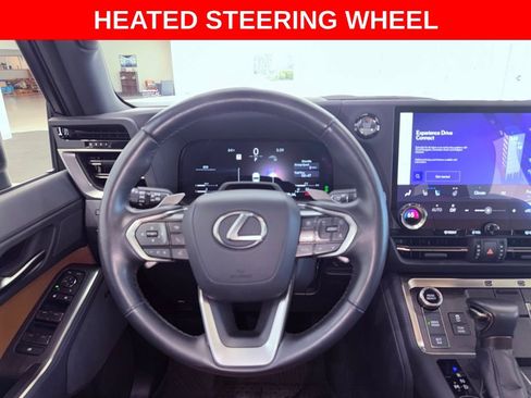 Certified 2024 Lexus GX 550 w/ Accessory Package (2T) image 17