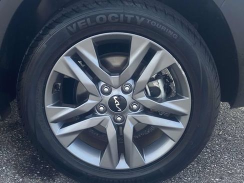 Used 2022 Kia Seltos LX AWD/4WD image 9