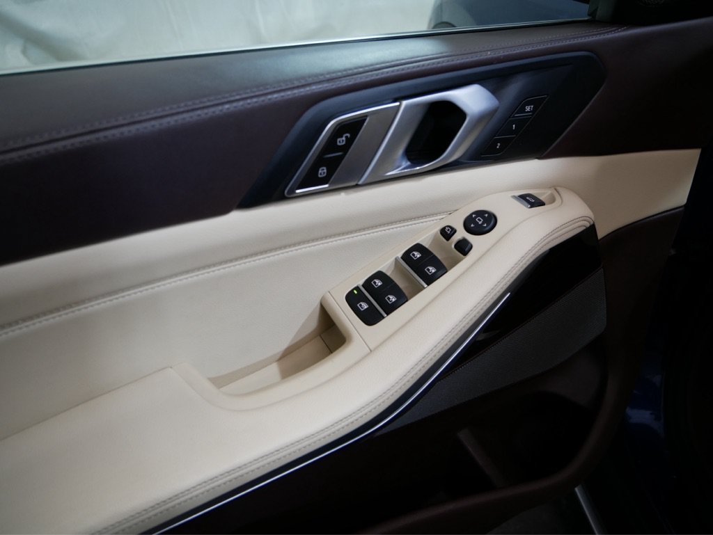 Used 2019 BMW X5 xDrive40i AWD/4WD image 9