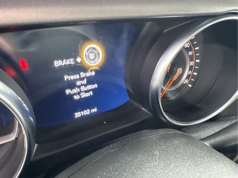 Used 2022 Jeep Wrangler Sport S image 12