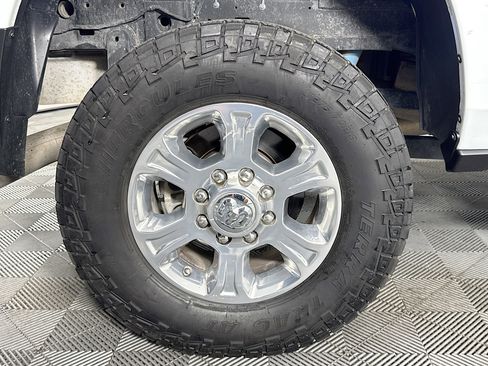 Used 2024 RAM 2500 Big Horn w/ Off Road Package AWD/4WD image 42