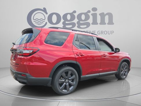 New 2026 Honda Pilot Sport image 5