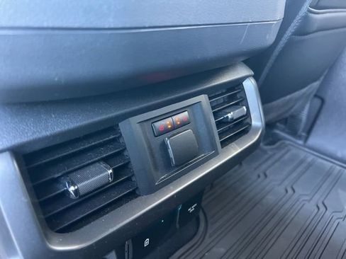 Used 2025 Ford F150 Lariat w/ Equipment Group 502A High image 37