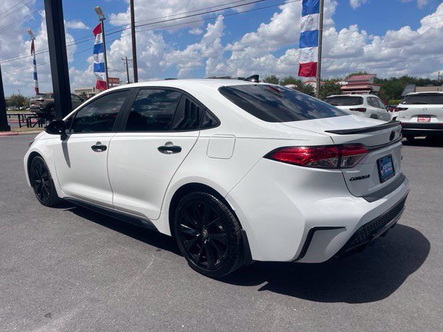 Used 2021 Toyota Corolla SE FWD image 5