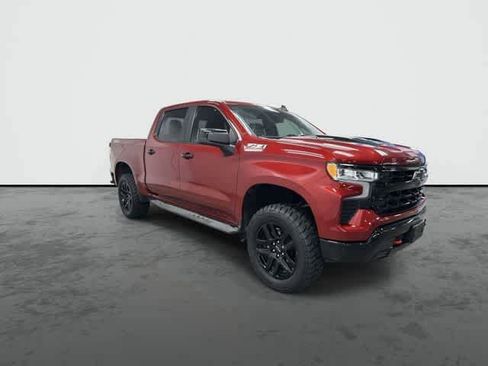 Used 2023 Chevrolet Silverado 1500 LT Trail Boss w/ LPO, Dark Essentials Package AWD/4WD image 5